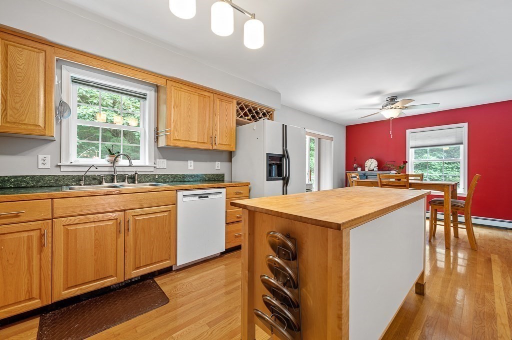91 Mine Brook Road Webster, MA 01570 - Photo 7 of 35