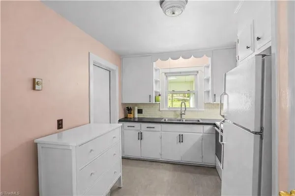 $240,000 | 641 Willowbrook Lane, Winston-Salem, NC 27104