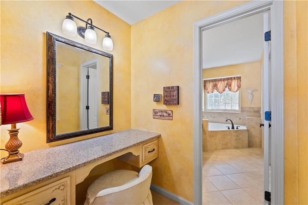 500 Bayview Drive Raymore, MO 64083 - Photo 22 of 51