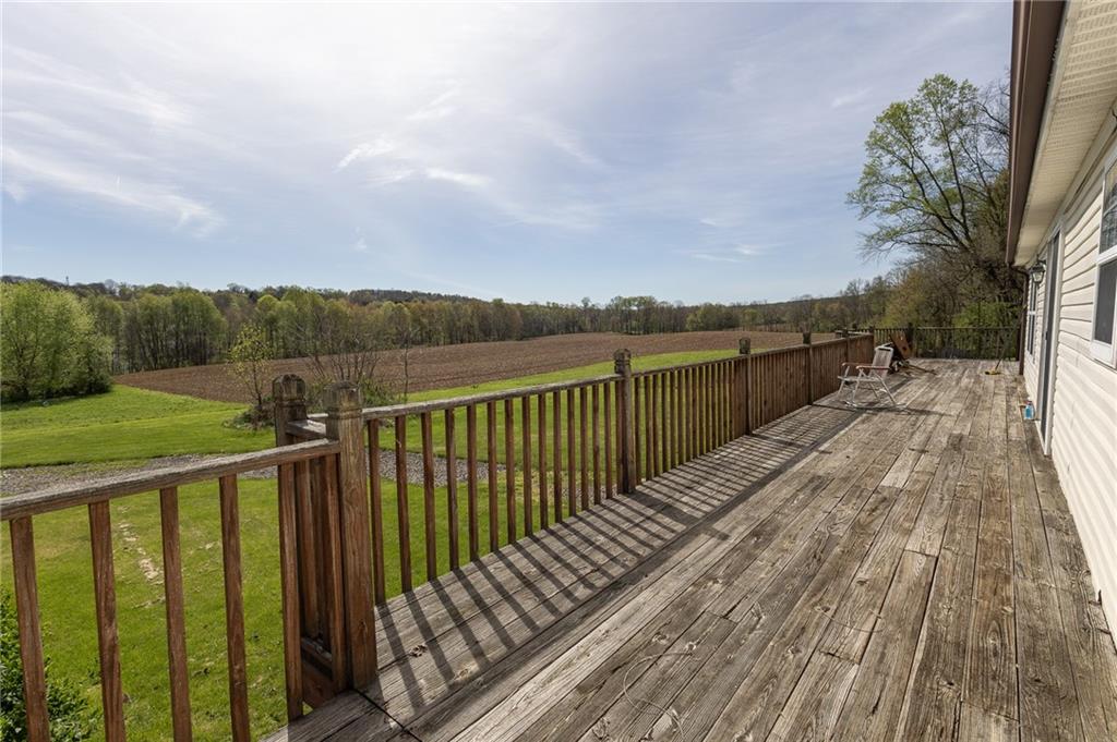 384 Old Sharon Road Mercer, PA 16137 - Photo 8 of 29 Gallery Image 8