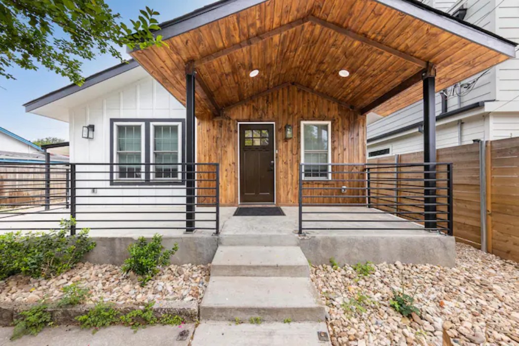 View of front facade with covered porch