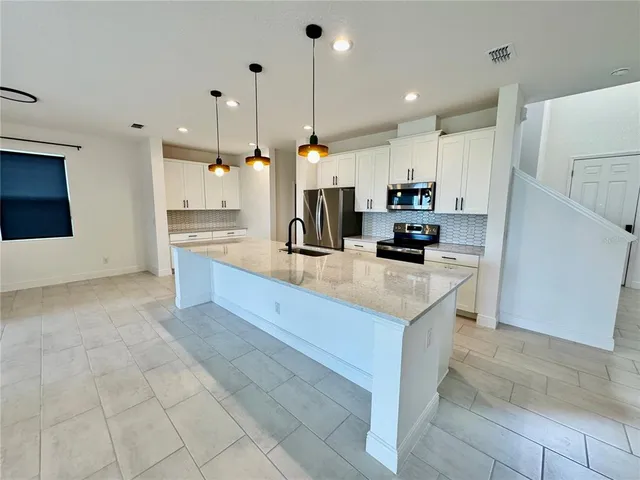 $3,000 | 7902 Syracuse Drive, Clermont, FL 34714