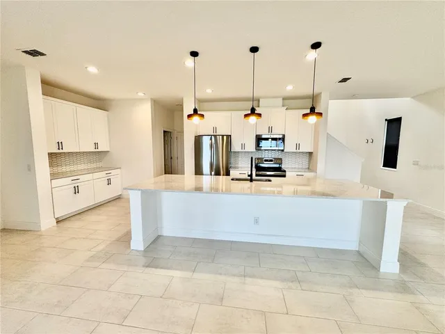 $3,000 | 7902 Syracuse Drive, Clermont, FL 34714