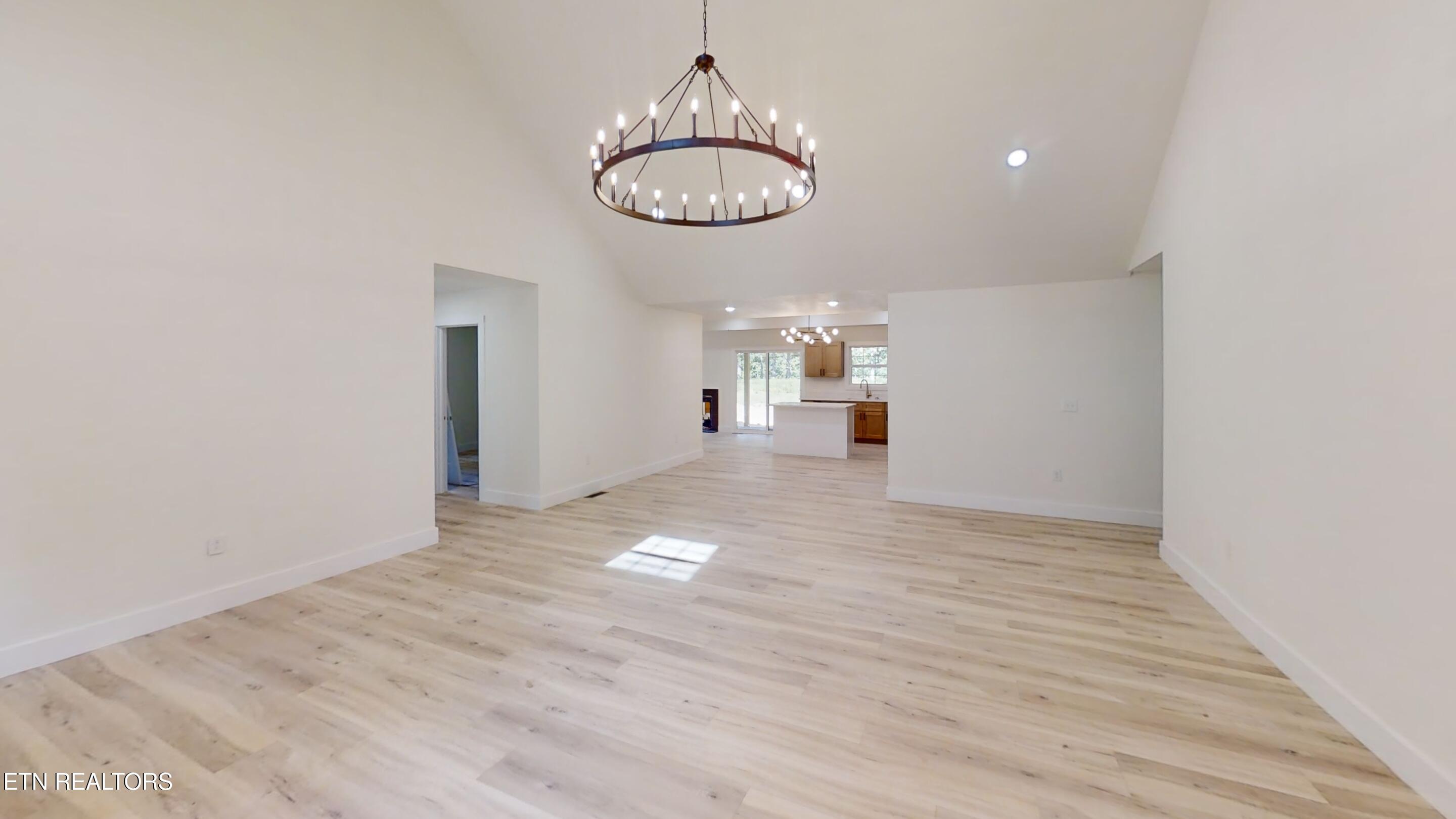 127 Bluff View Loop Crossville, TN 38571 - Photo 26 of 33 IMG_6286