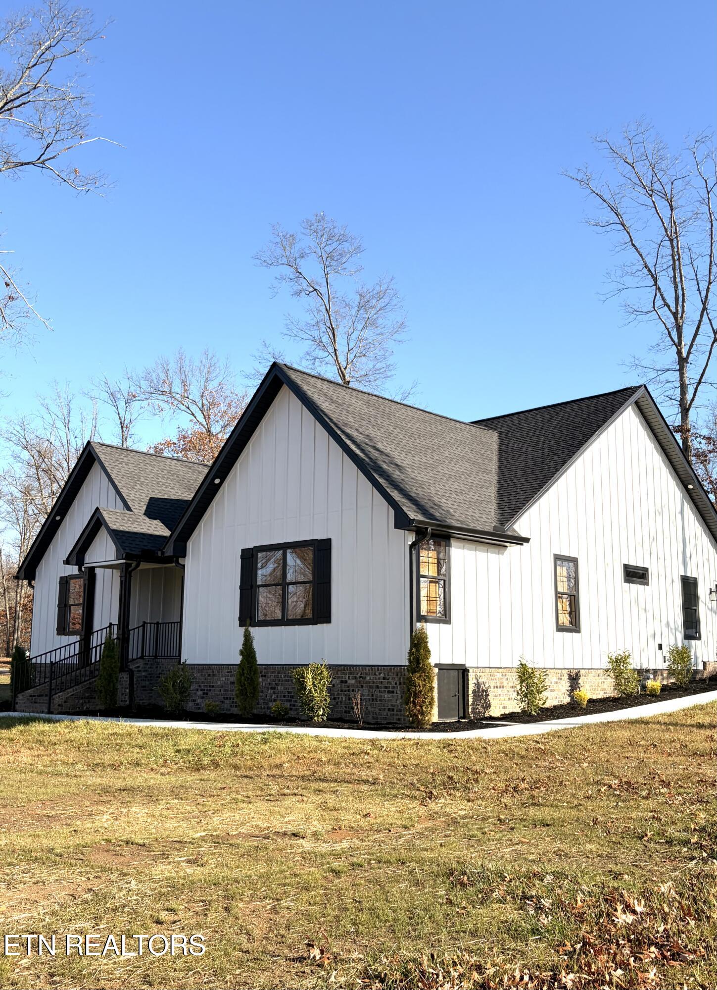 127 Bluff View Loop Crossville, TN 38571 - Photo 28 of 33 IMG_8353