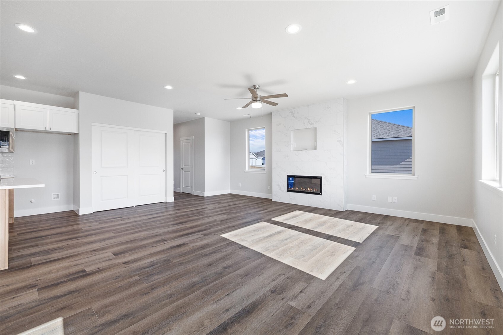 4223 West Sandy Street Moses Lake, WA 98837 - Photo 5 of 27