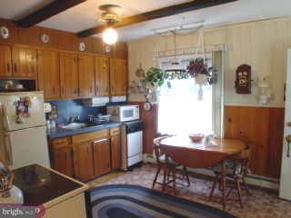 9202 Andover Road Philadelphia, PA 19114 - Photo 4 of 6 Gallery Image 4