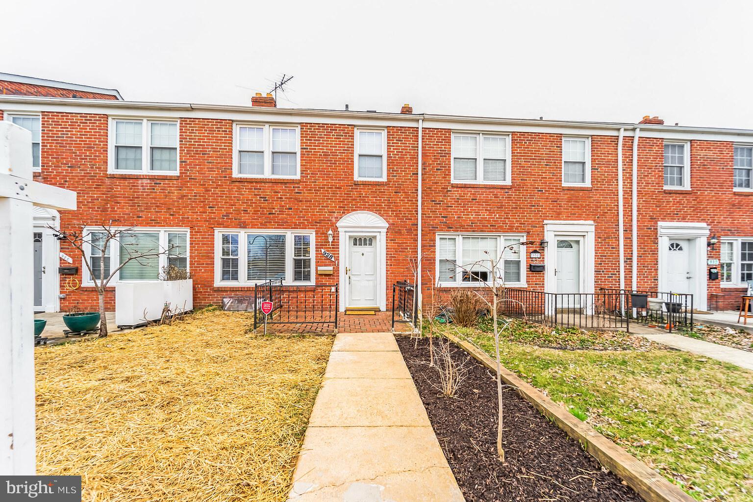 928 Radcliffe Road Towson, MD 21204 - Photo 1 of 31 Front of the House