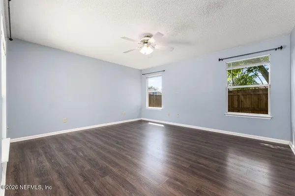 $2,100 | 3317 Cancun Drive East, Jacksonville, FL 32225