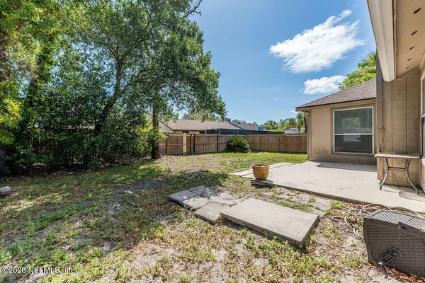 $2,100 | 3317 Cancun Drive East, Jacksonville, FL 32225
