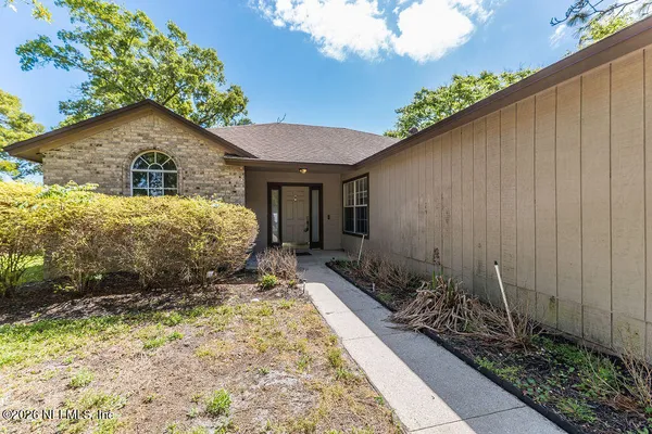 $2,100 | 3317 Cancun Drive East, Jacksonville, FL 32225