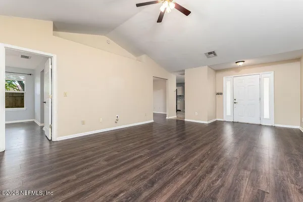 $2,100 | 3317 Cancun Drive East, Jacksonville, FL 32225