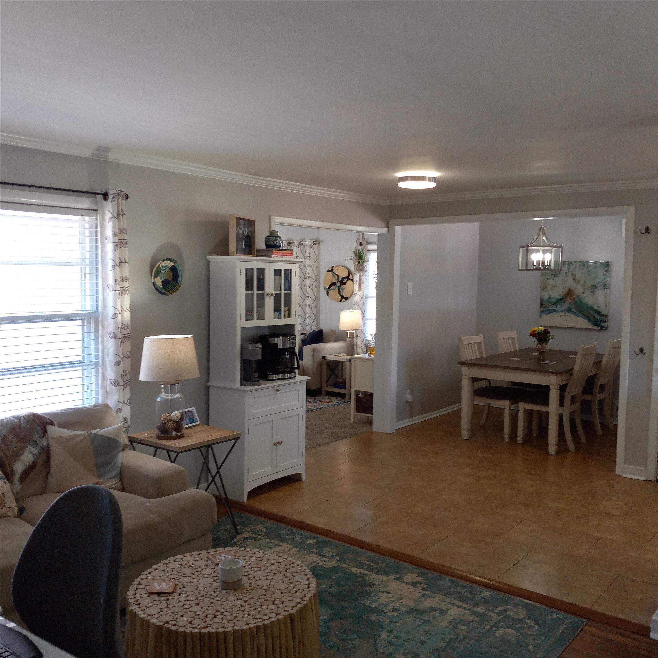 5068 Flamingo Road Memphis, TN 38117 - Photo 5 of 20 a living room with furniture and wooden floor