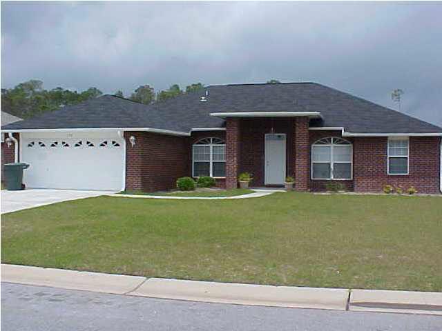 132 Gunwale Road Pensacola, FL 32507 - Photo 1 of 13 front of all brick home