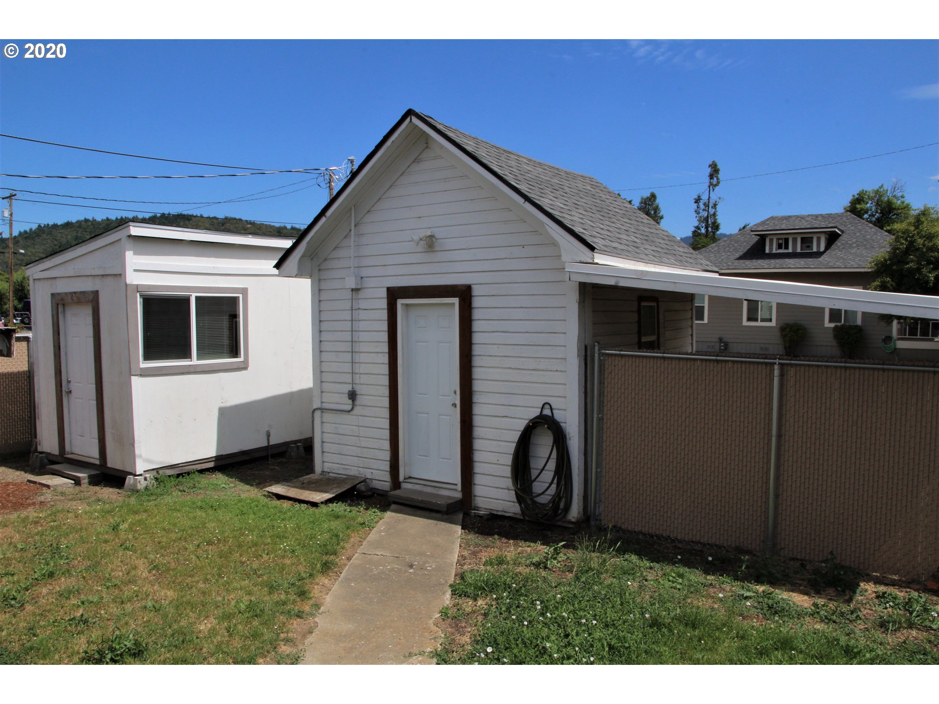 211 4th Avenue Riddle, OR 97469 - Photo 14 of 20