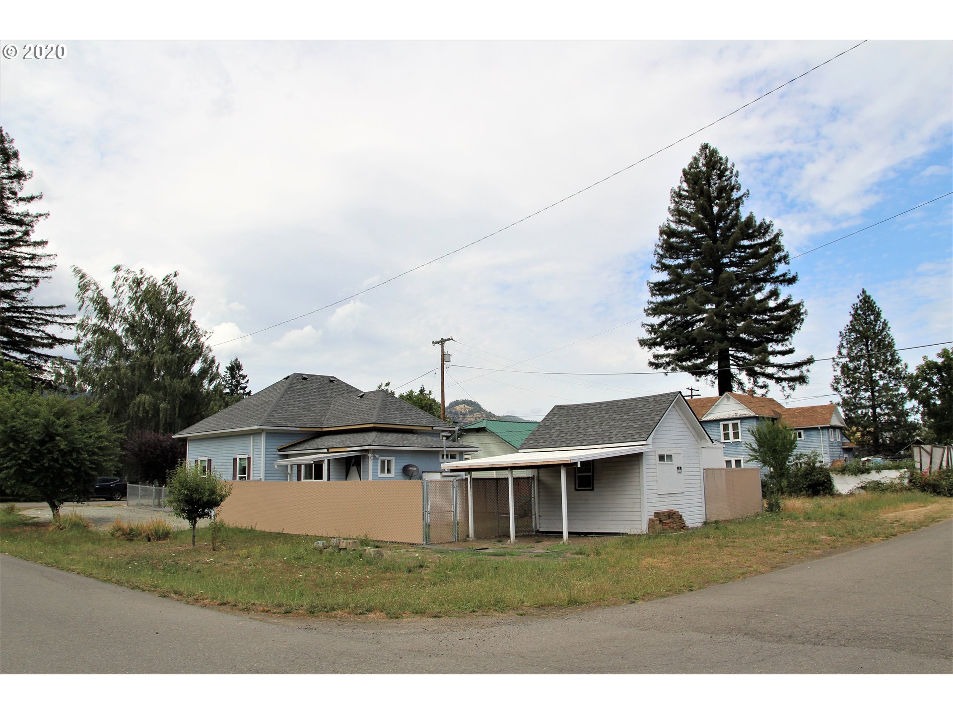 211 4th Avenue Riddle, OR 97469 - Photo 18 of 20