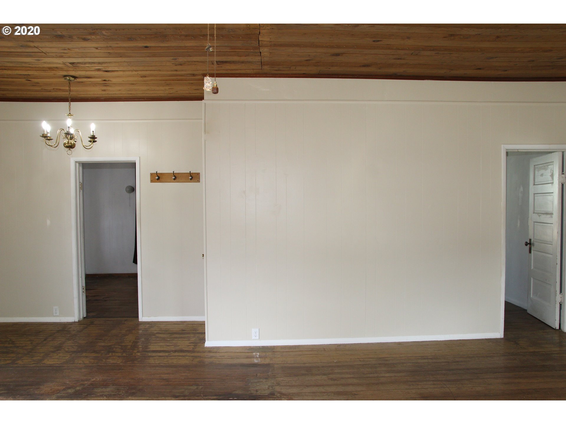 211 4th Avenue Riddle, OR 97469 - Photo 4 of 20