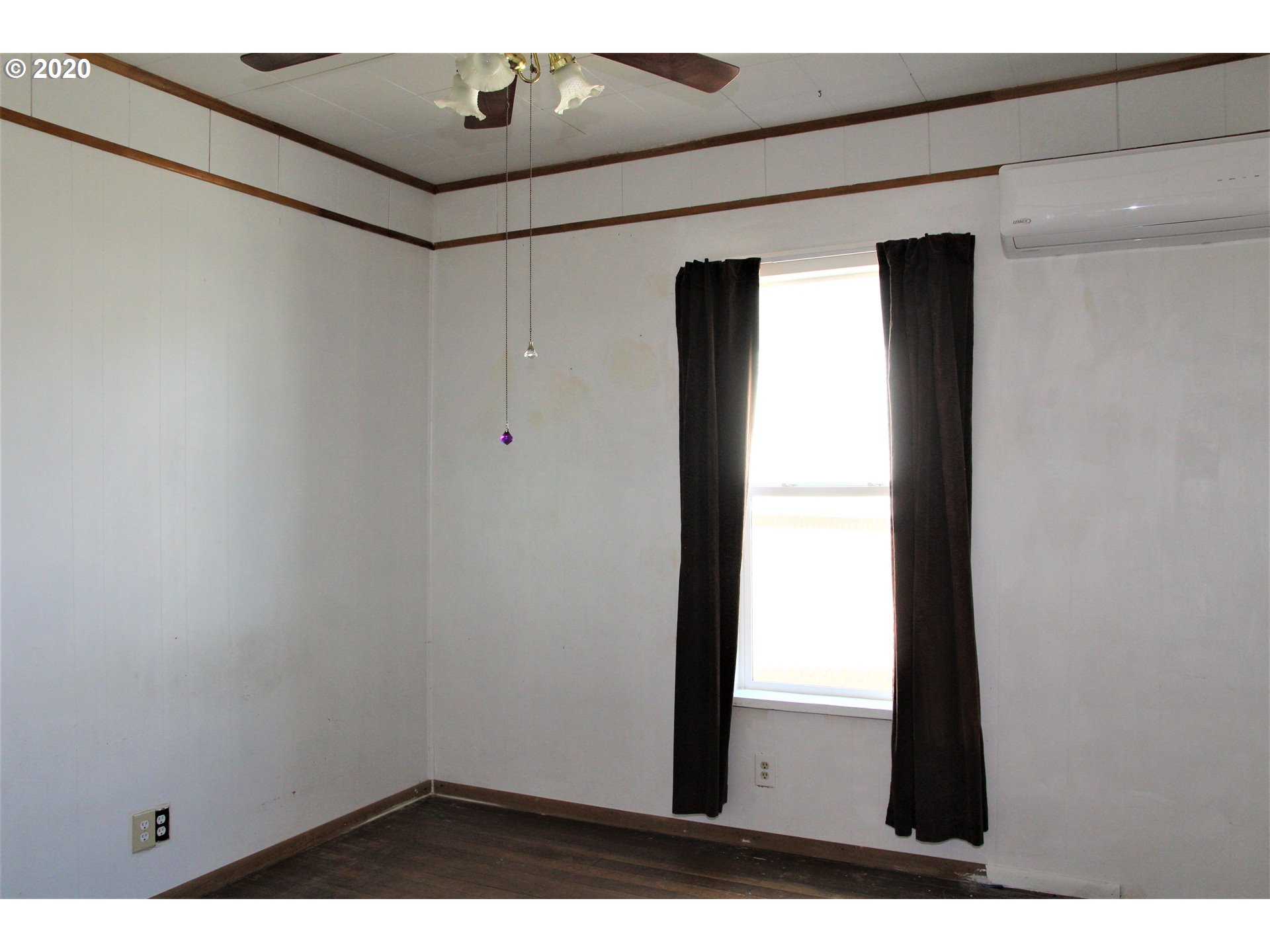 211 4th Avenue Riddle, OR 97469 - Photo 6 of 20