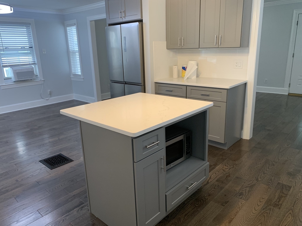 292 Billings Road Quincy, MA 02170 - Photo 5 of 20