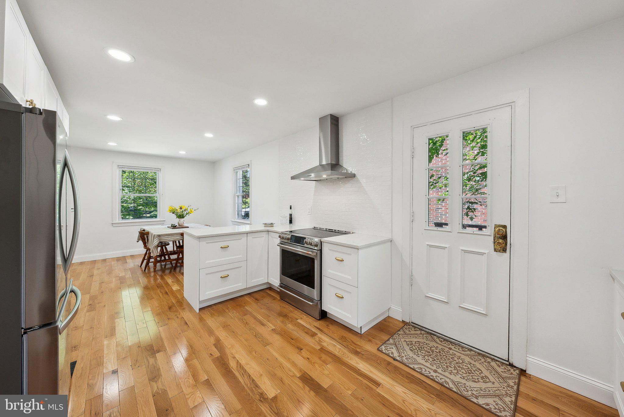 3121 Parkway Cheverly, MD 20785 - Photo 12 of 35 Kitchen