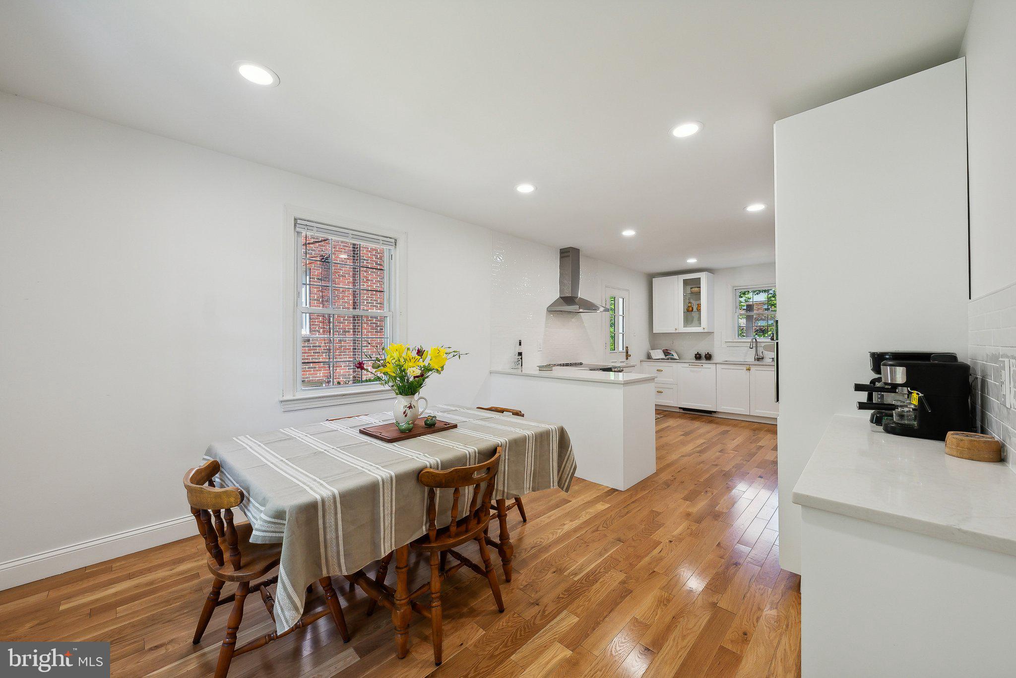 3121 Parkway Cheverly, MD 20785 - Photo 8 of 35 Dining Area