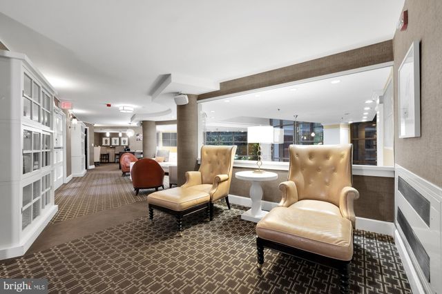 $297,500 | 10101 Grosvenor Place, Unit 1414, Rockville, MD 20852