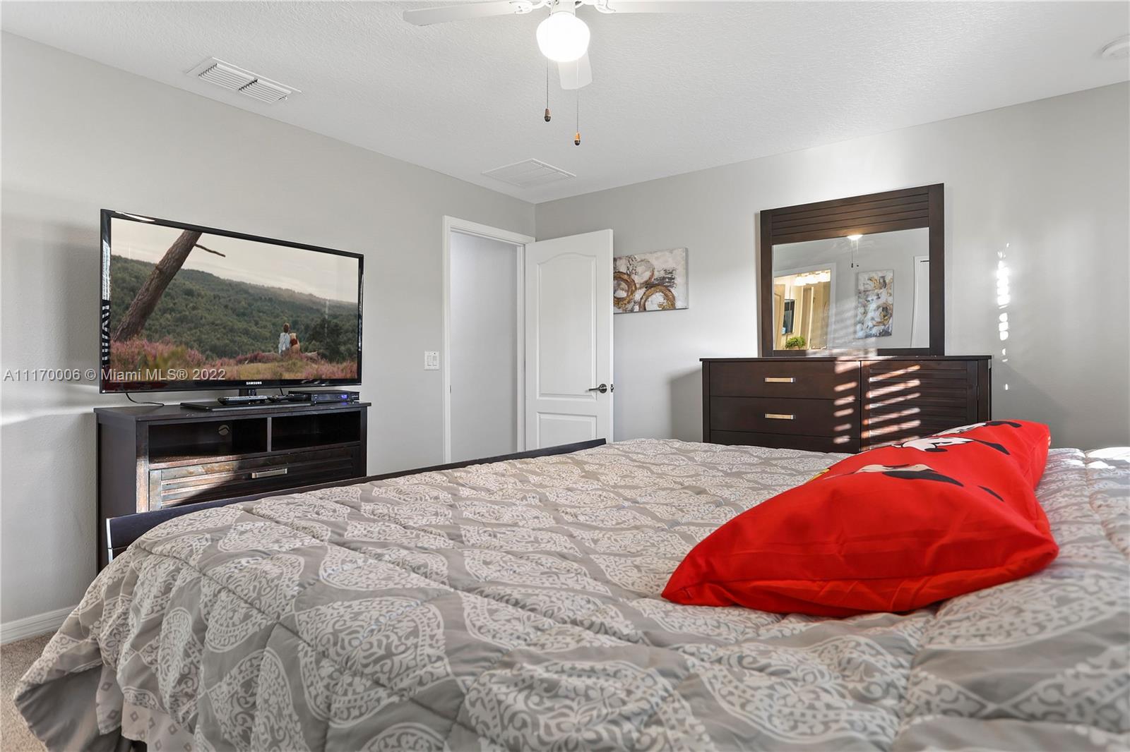 8969 Cat Palm Road, Unit 8969 Kissimmee, FL 34747 - Photo 28 of 36 Gallery Image 28