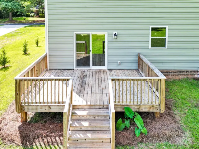 $555,000 | 15818 Cletus Brawley Road, Huntersville, NC 28078