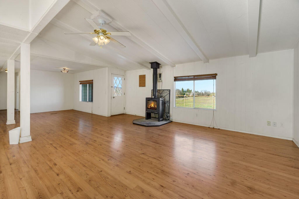 2481 South Stage Road Medford, OR 97501 - Photo 22 of 31 SS(27)