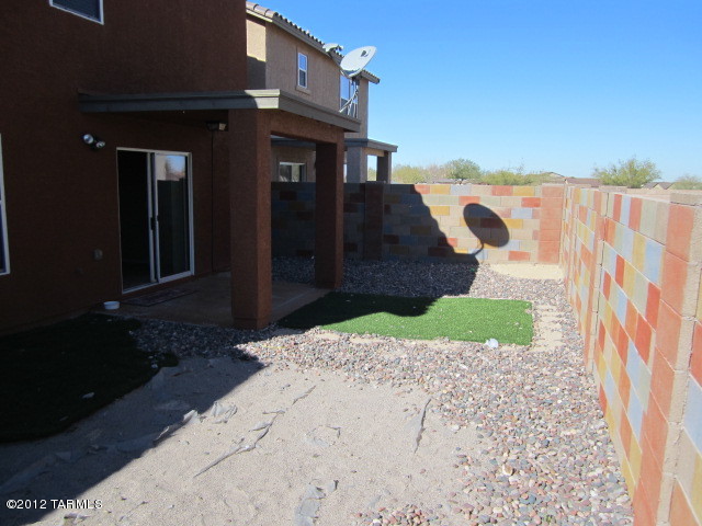 7025 South Spring Beauty Way Tucson, AZ 85756 - Photo 3 of 23