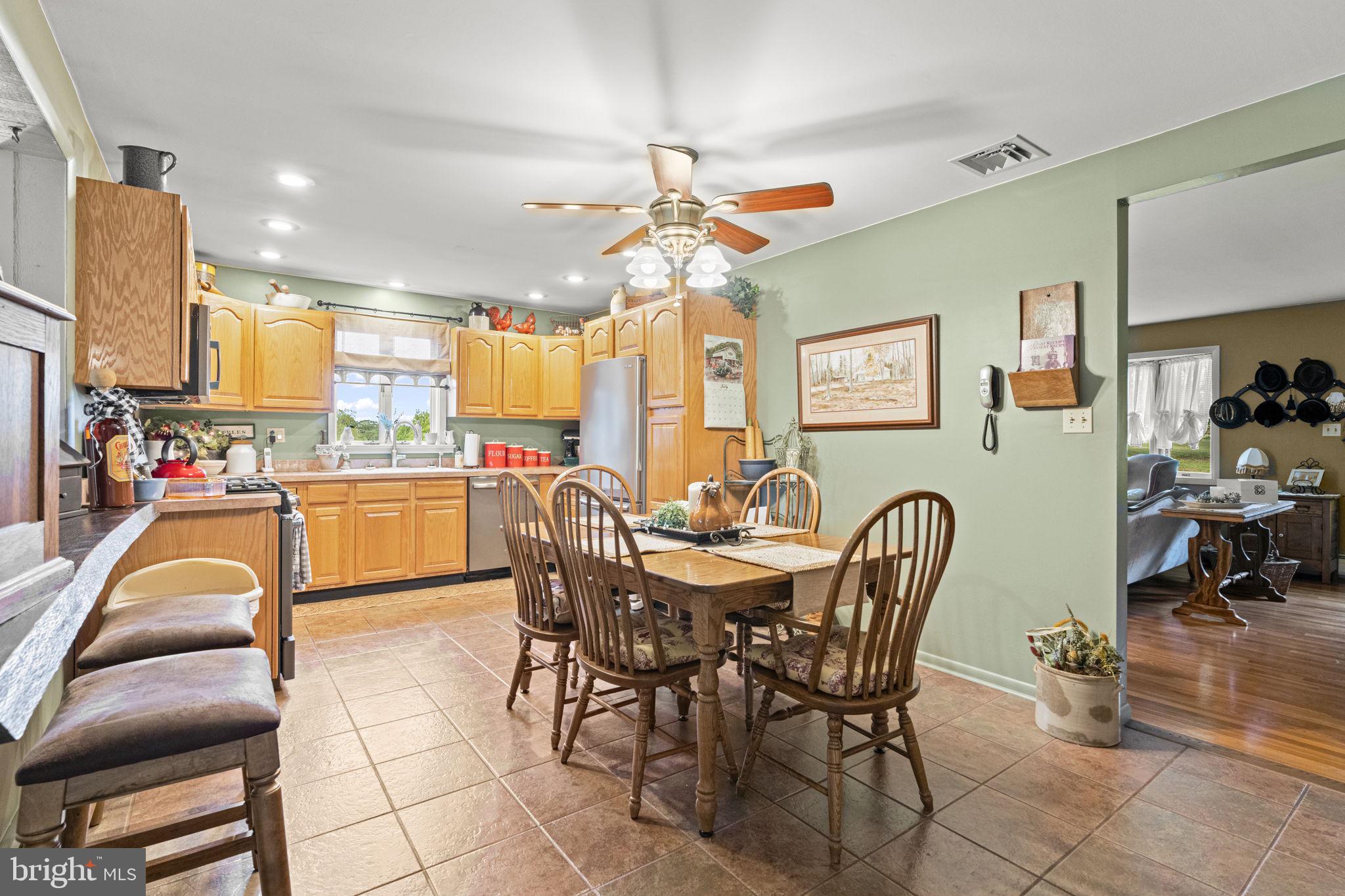 140 Green Ridge Road Carlisle, PA 17015 - Photo 10 of 36
