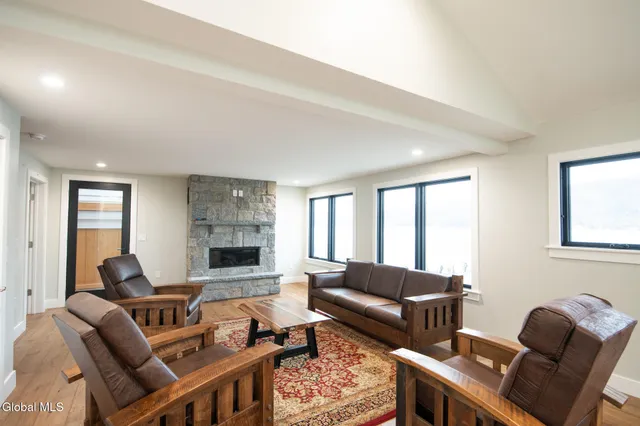 $1,249,000 | 1 Kurosaka Lane, Unit A, Lake George, NY 12845