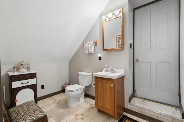 $527,000 | 88 Happy Valley Road, Woodstock, VT 05091