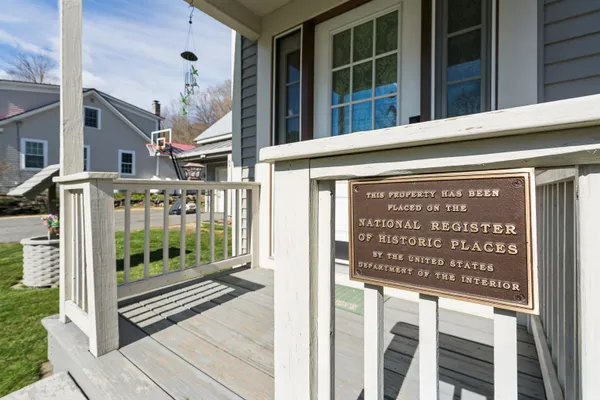 $527,000 | 88 Happy Valley Road, Woodstock, VT 05091