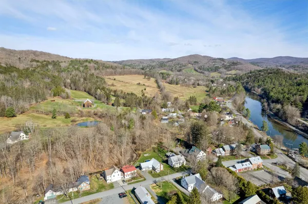 $527,000 | 88 Happy Valley Road, Woodstock, VT 05091