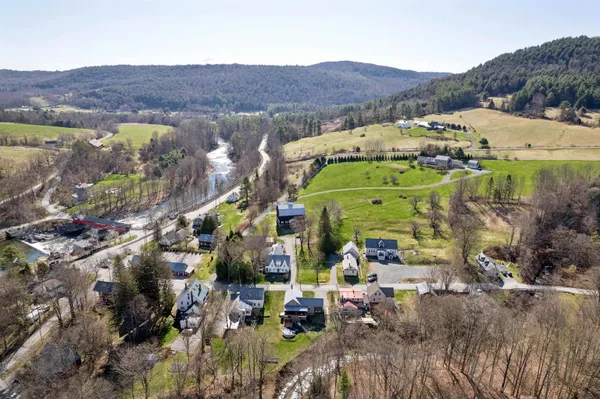 $527,000 | 88 Happy Valley Road, Woodstock, VT 05091