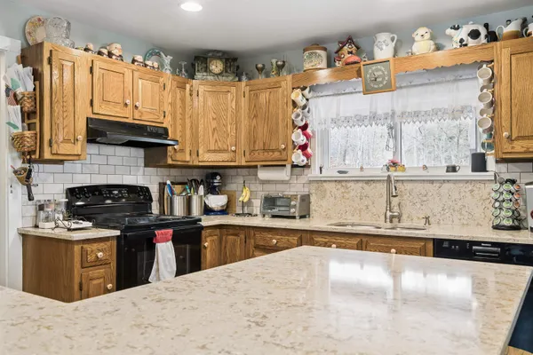 $527,000 | 88 Happy Valley Road, Woodstock, VT 05091