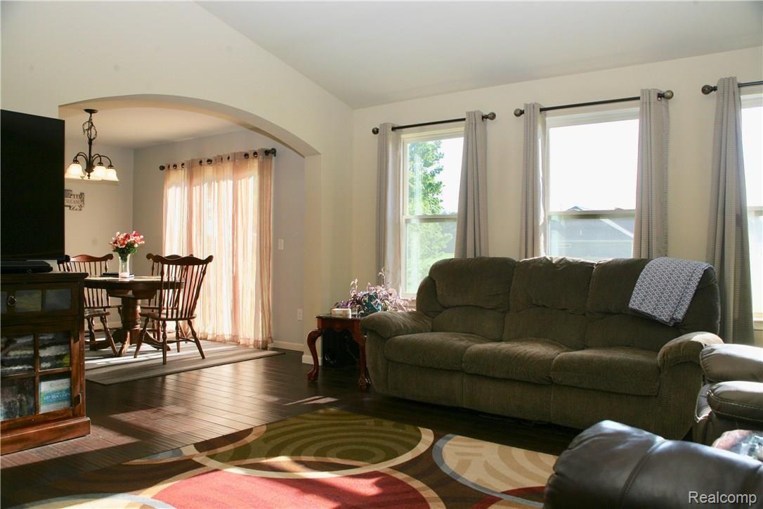 4012 Howland Road Almont, MI 48003 - Photo 3 of 15 fullsizeoutput_982.jpeg