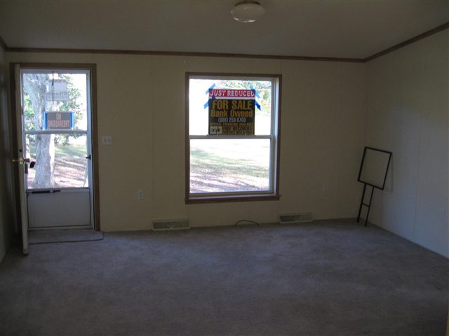 106 27th Street Easley, SC 29640 - Photo 2 of 9 Gallery Image 2