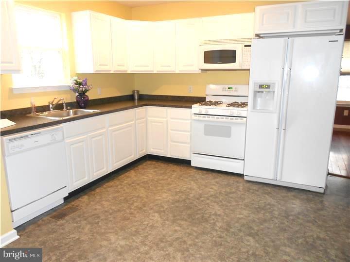 510 Blakeley Road Wallingford, PA 19086 - Photo 4 of 21