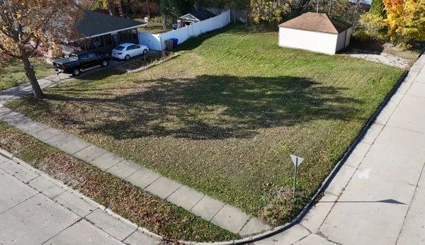 $99,000 | 5502 46th Avenue, Kenosha, WI 53144