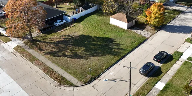 $99,000 | 5502 46th Street, Kenosha, WI 53144