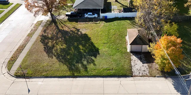 $99,000 | 5502 46th Street, Kenosha, WI 53144