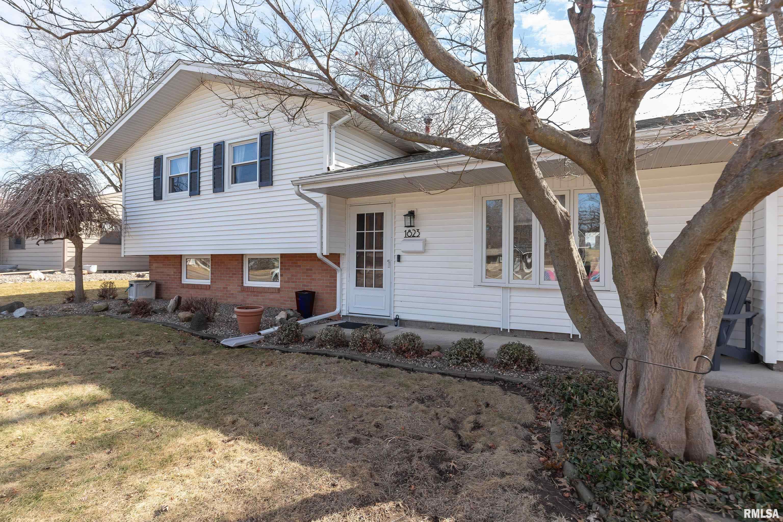 1823 Lincoln Road Bettendorf, IA 52722 - Photo 30 of 35 Gallery Image 30