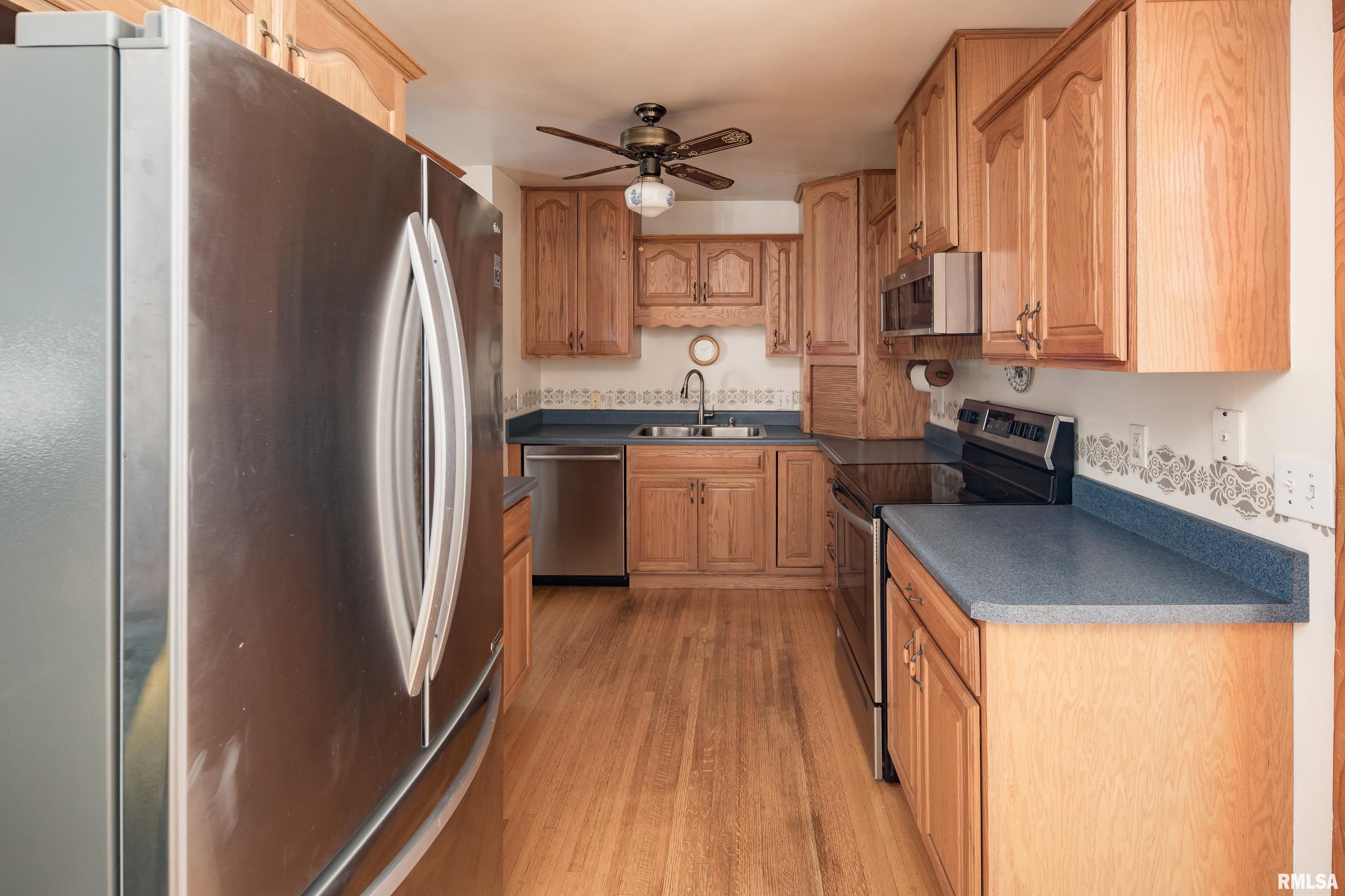 1823 Lincoln Road Bettendorf, IA 52722 - Photo 8 of 35 Gallery Image 8
