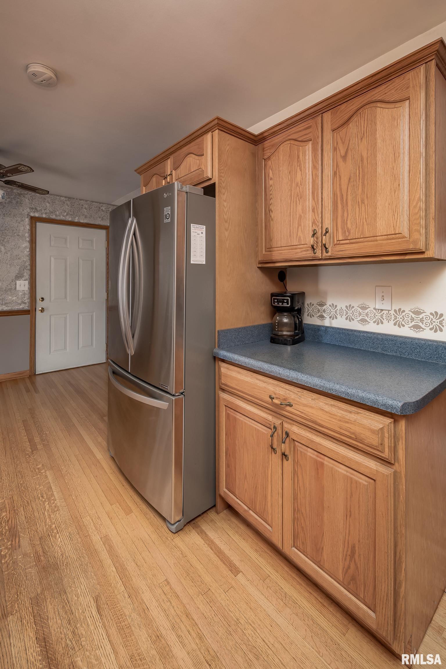 1823 Lincoln Road Bettendorf, IA 52722 - Photo 10 of 35 Gallery Image 10