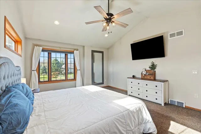 $709,900 | 6399 Irving Drive, Sun Prairie, WI 53590