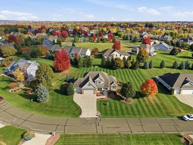 $709,900 | 6399 Irving Drive, Sun Prairie, WI 53590