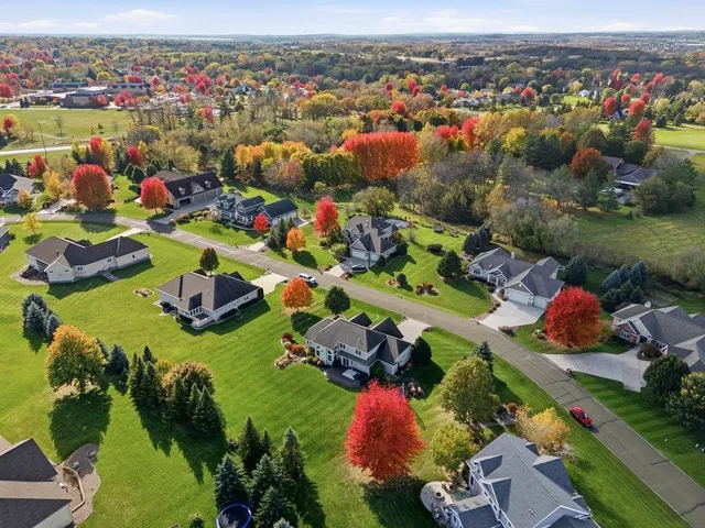 $709,900 | 6399 Irving Drive, Sun Prairie, WI 53590