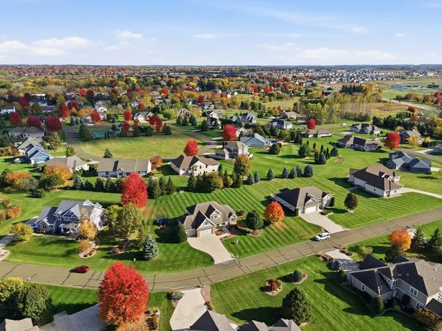 $709,900 | 6399 Irving Drive, Sun Prairie, WI 53590